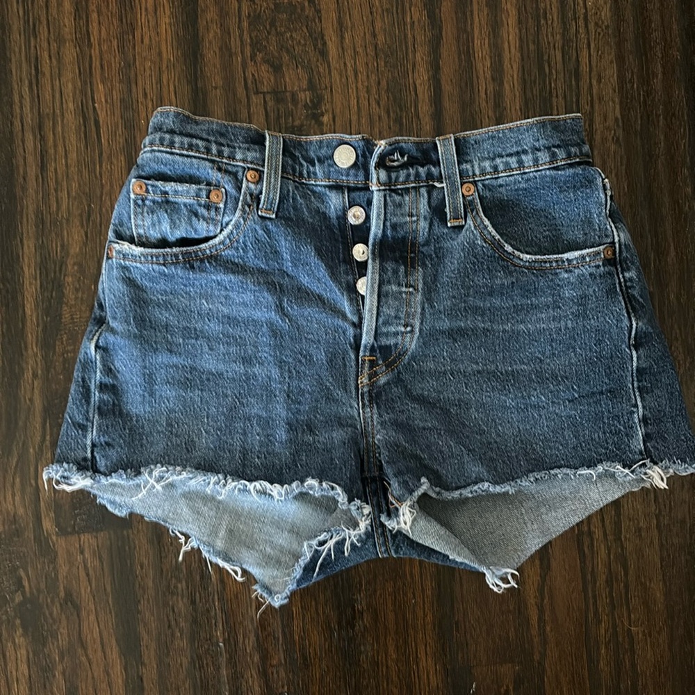 Levi Strauss & Co., butterfly jean shorts, dark denim, size 25